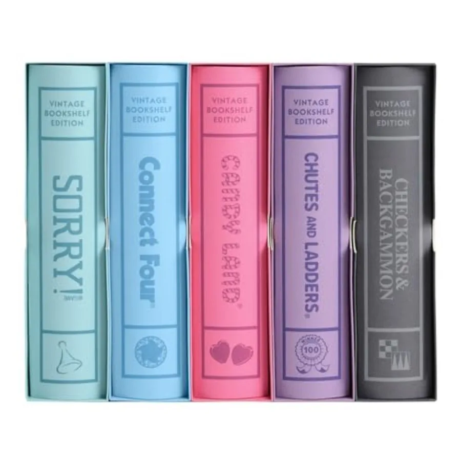 

Винтажная настольная игра Коллекция книжных полок с классическим игровым игрой: графины и драбины Шашки Нарды Connect Four и Sor