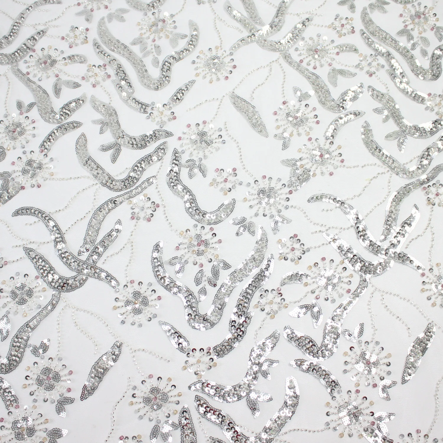 Tecido de designer de roupas com bordado de pérolas e forro de moda