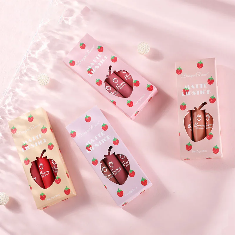 3 ชิ้น Strawberry Lip Glaze Set Velvet Matte Liquid ลิปสติกลิปสติก Non stick Cup