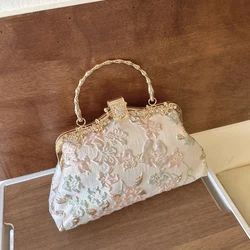 Vintage Women Flower Purse Handbag Diamond Evening Clutch Lace Embroidery Chain Crossbody Bags Wedding Dinner Shell Clip Totes ﻿