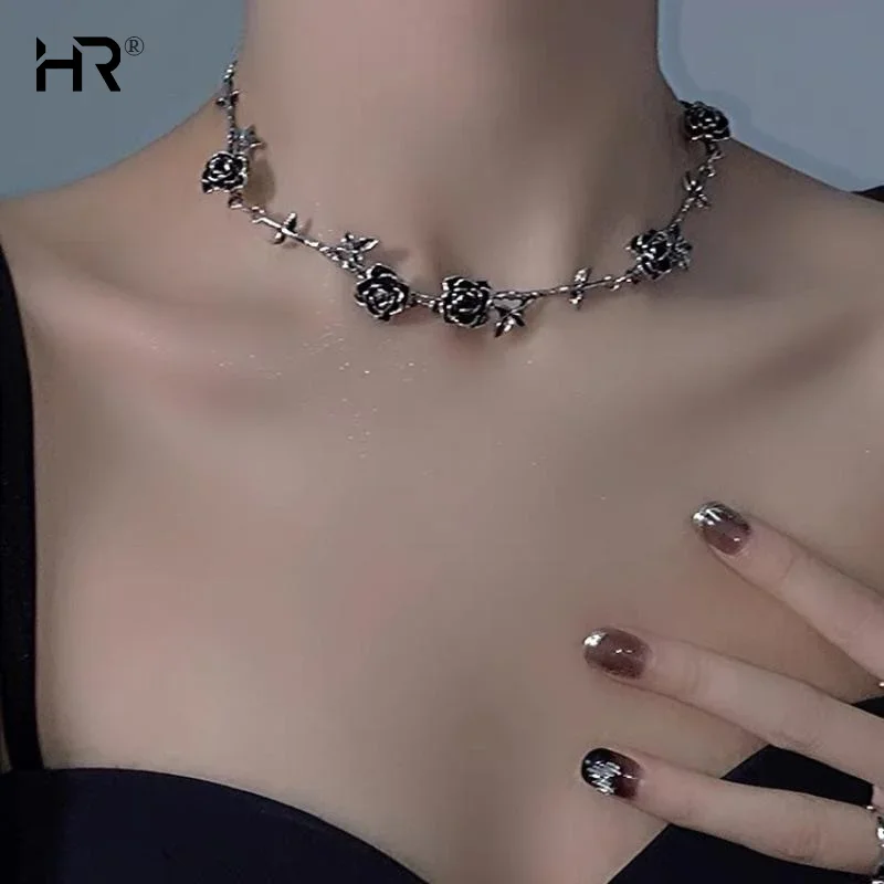 Vintage Personalized Rose Pendant Necklace Women's Punk Metal Black Popular Design Choker Y2K Jewelry Gothic Gift