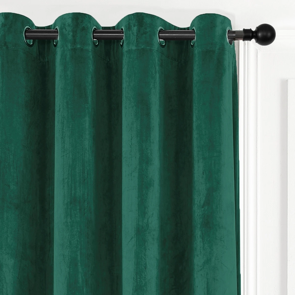 2pcs Luxurious Velvet Curtains，Wedding Decoration - Romantic Greommet Top Curtain, Suitable for Arranging Wedding Backdrops