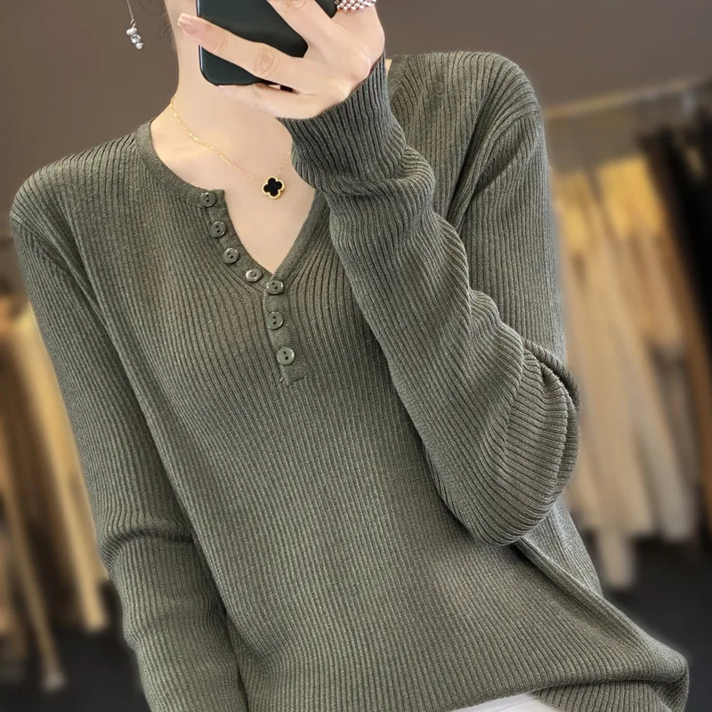 

2024 New Spring and Autumn V-Neck Color matching Cashmere Sweater Women Long Sleeve Pullover Solid Color Base