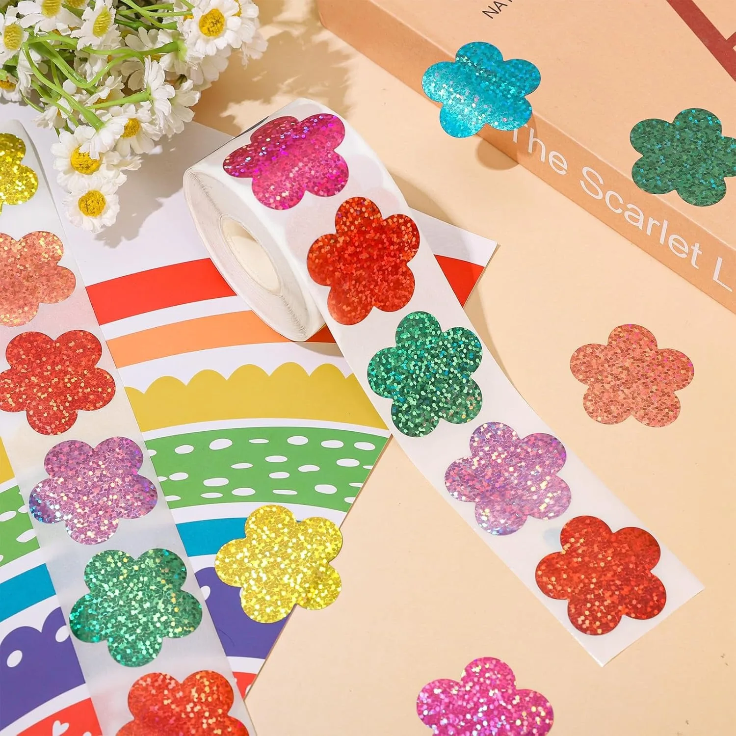 500 قطعة ملصق زهرة الليزر لفة أزهار لطيفة شكل ختم ملصق اللون مقاوم للماء ذاتية اللصق ملصق تغليف الهدايا ملصق