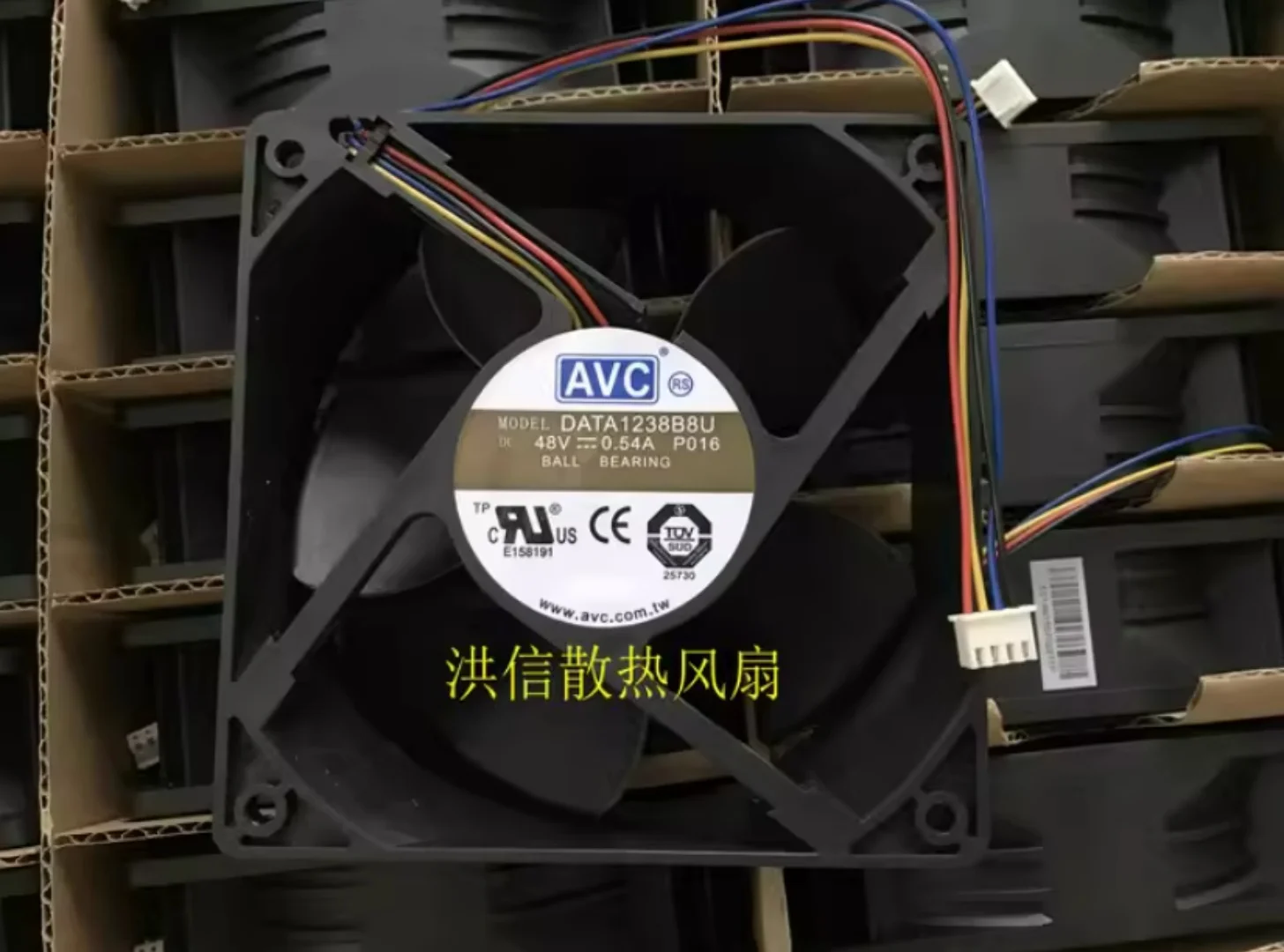 AVC 12038 DATA1238B8U -P016 DC48V 0.54A 4-wire PWM cooling fan