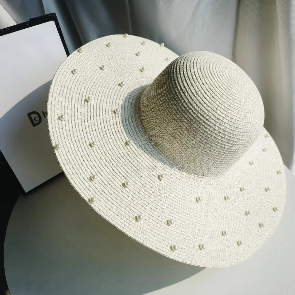 Handgefertigter Perlen-Strohhut für Damen, Sommerhut mit breiter Krempe, Jazz-Kappe, Urlaubshut, Sonnenschutz, Strandhut – Detail 2