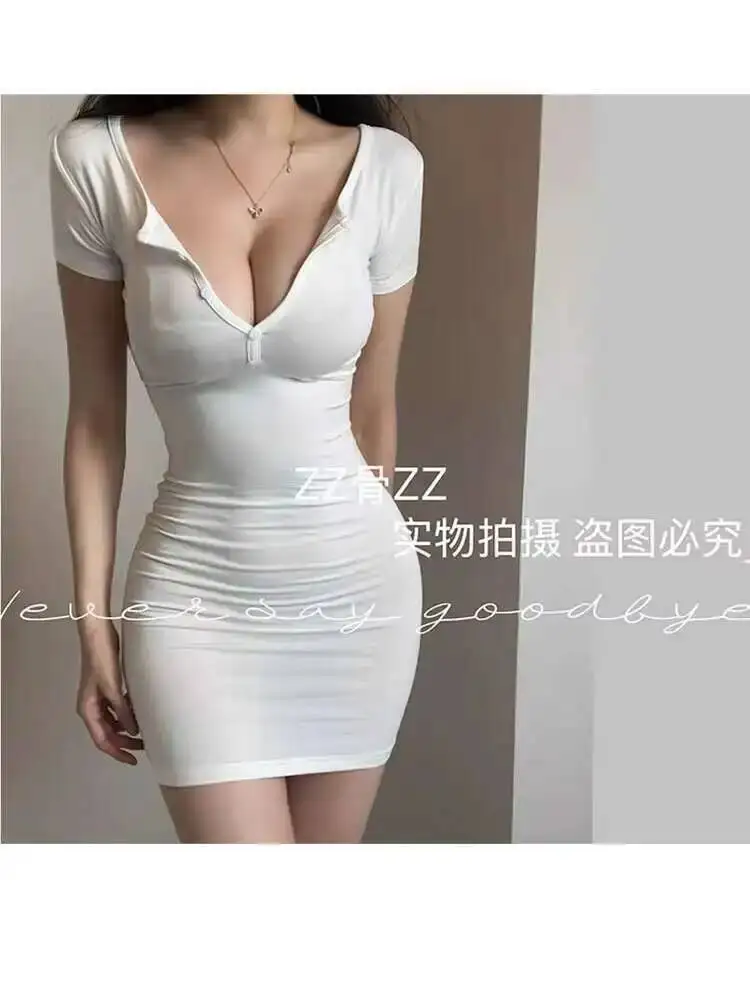 Nowa Francuska Elegancka Sukienka w Stylu Pure Desire z Dekoltem w Serek, Zapinana na Guziki, Podkreślająca Biust, Seksowna, Z Temperamentem, Dopasowana do Bioder, Sukienka-T-shirt O8QO