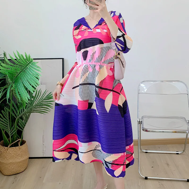 

Pleated Drawstring Skirt 2023 Summer New Women's Printed Contrast Color A Version Loose Elegant Mid-length Dress