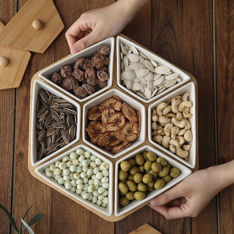 

Year's fruit plate with lid, dried fruit plate, household living room snack plate, storage box, divided snack plate