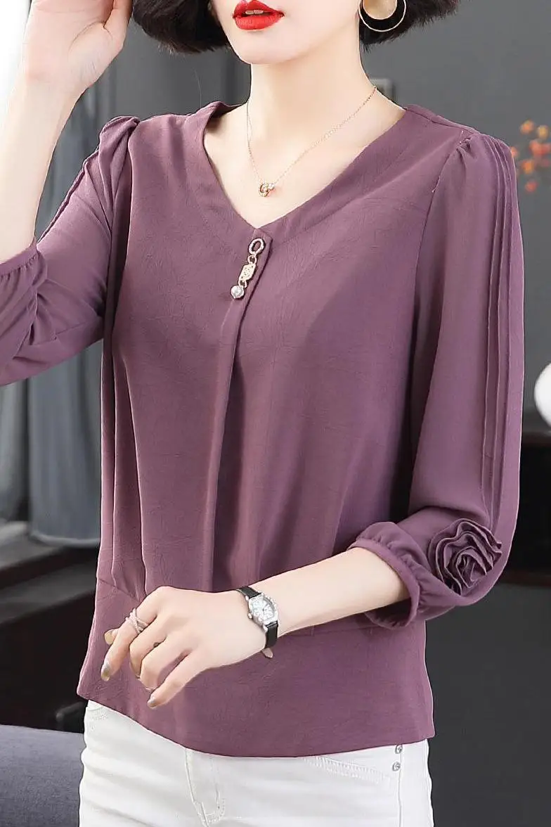 

Spring Top Chiffon Pullover Fashionable V-neck Long-sleeved Loose Shirt