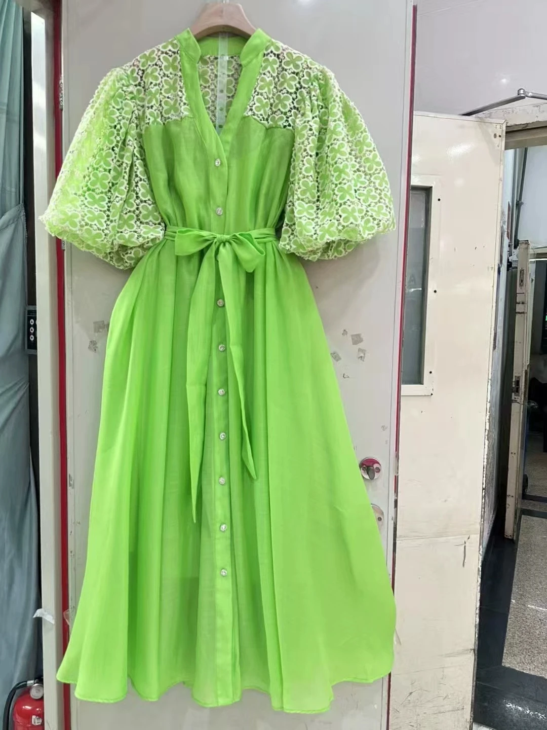 

2025 Spring and Summer New V-neck Single-breasted Puff Sleeve Lace Hollow Embroidery Midi Dress with Belt-GZDL122