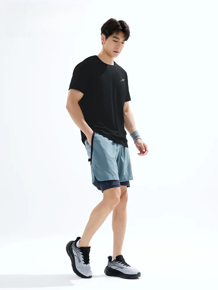 XTEP Men's Short Sleeve T-Shirt Quick Dry Moisture Wicking Fitness Training Running Sport Top Breathable Standard Fit Polyest...