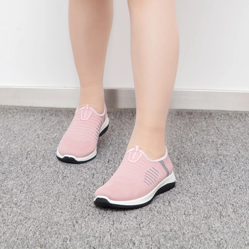 Tenis Feminino 2023 Women Tennis Shoes Knitted Casual Slip On Female Air Mesh Light Soft Breathable Footwear For Ladies Sneakers