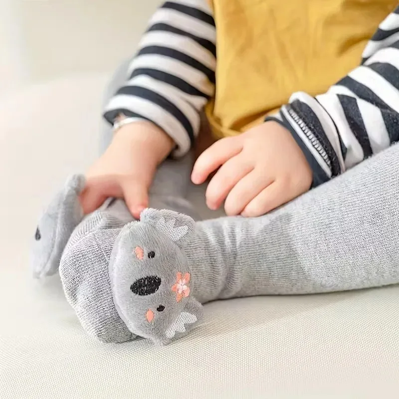 

Детские нескользящие гольфы с мультяшными животными, длинные хлопковые носки с 3D принтом для мальчиков и девочек, детская защита колена, осенне-зимняя одежда