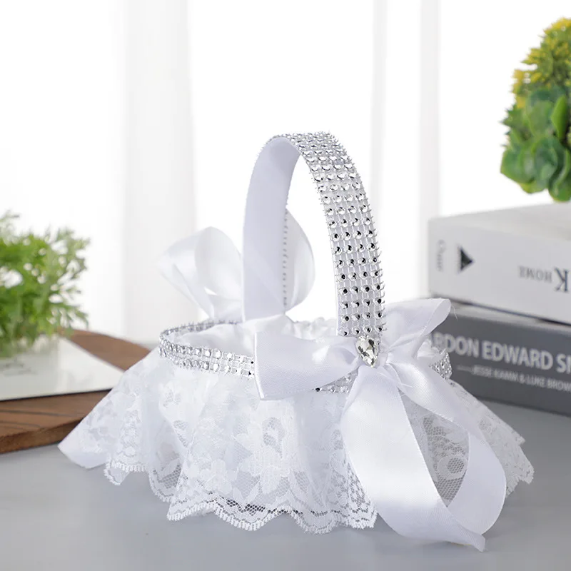 White Flower Girls Basket Pearl Lace Simple Wedding Basket for Flower Bride/kids Hand Held Wedding Ceremony Party Decorations image 3