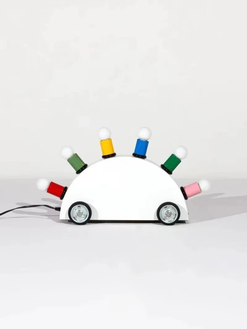 النمط الإيطالي للأطفال الكرتون سيارة ديكور المنزل حلية الإضاءة ممفيس الكلاسيكية لمبة مكتب السرير القراءة ضوء الليل Led