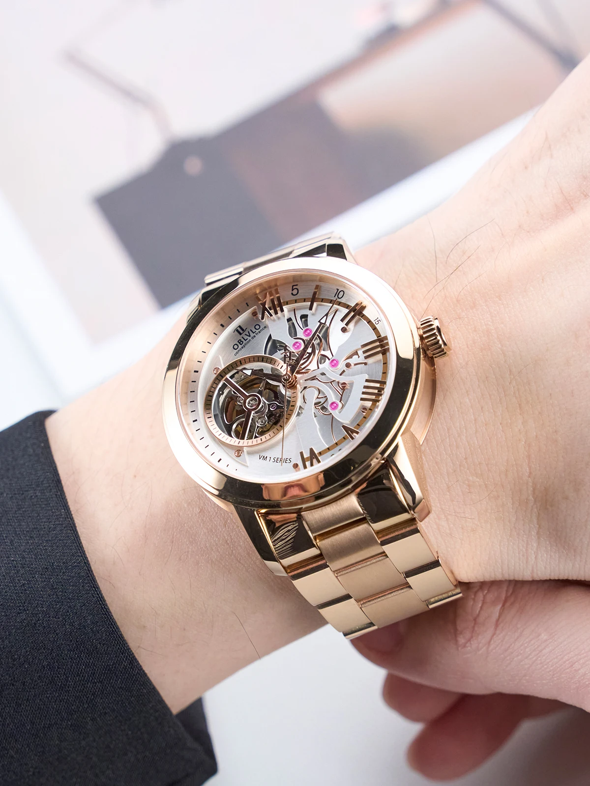 OBLVLO メンズ自動腕時計 42 ミリメートル機械式腕時計 5ATM 防水サファイア発光スケルトンダイヤル