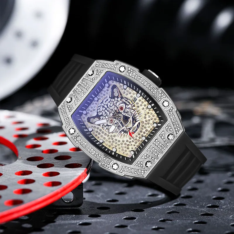 

Мужские кварцевые часы Diamond Leopard с циферблатом-бочкой, полые, люксовые, светящиеся, модные, водонепроницаемые, спортивные, с резиновым ремешком, стальные мужские часы