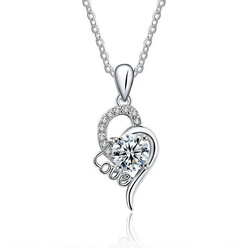 

ZFSILVER Fashion 925 Silver Trend Luxury Moissanite Letter LOVE Heart Necklace Charm Women Accessories Party Jewelry Gift XMZ189