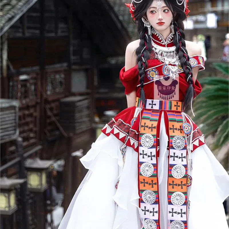 Nova fotografia de roupas exóticas nacional vermelho menina conjunto viagem