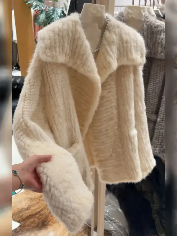 

Уютный вязаный свитер-кардиган женский свободного кроя, шикарный, красивый, с открытым передом, зимний, новый, с воротником из искусственного меха, модный