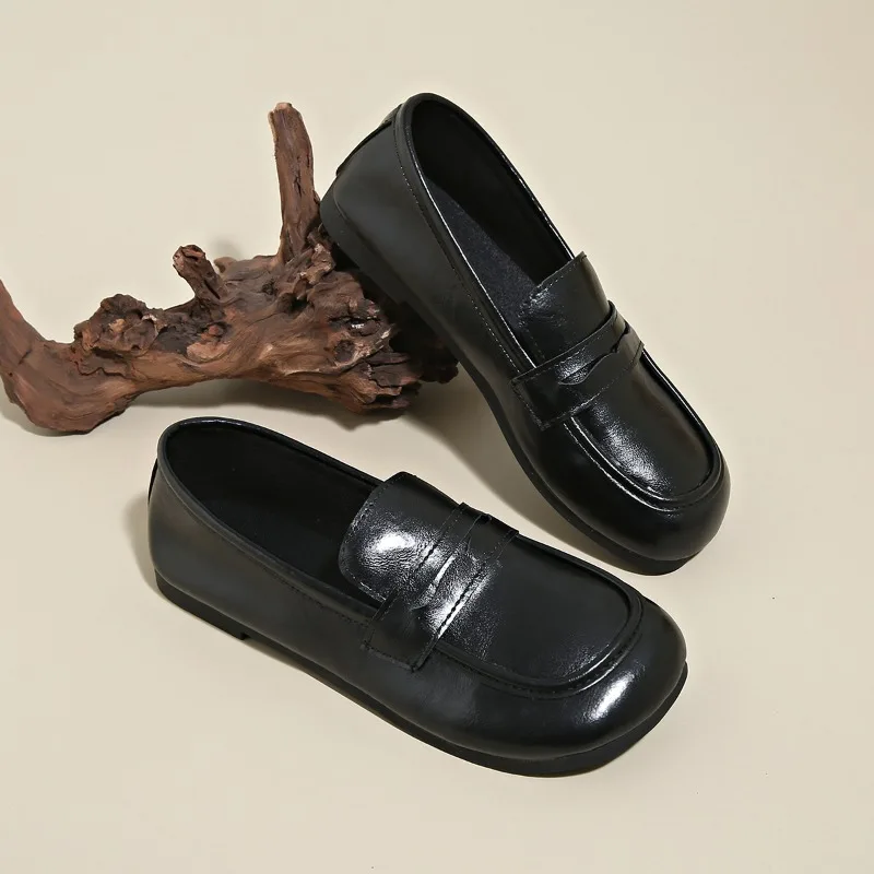 2025 novos sapatos baixos femininos de primavera, mocassins com sola macia, chinelos, sapatos casuais, sapatos de trabalho de escritório de designer