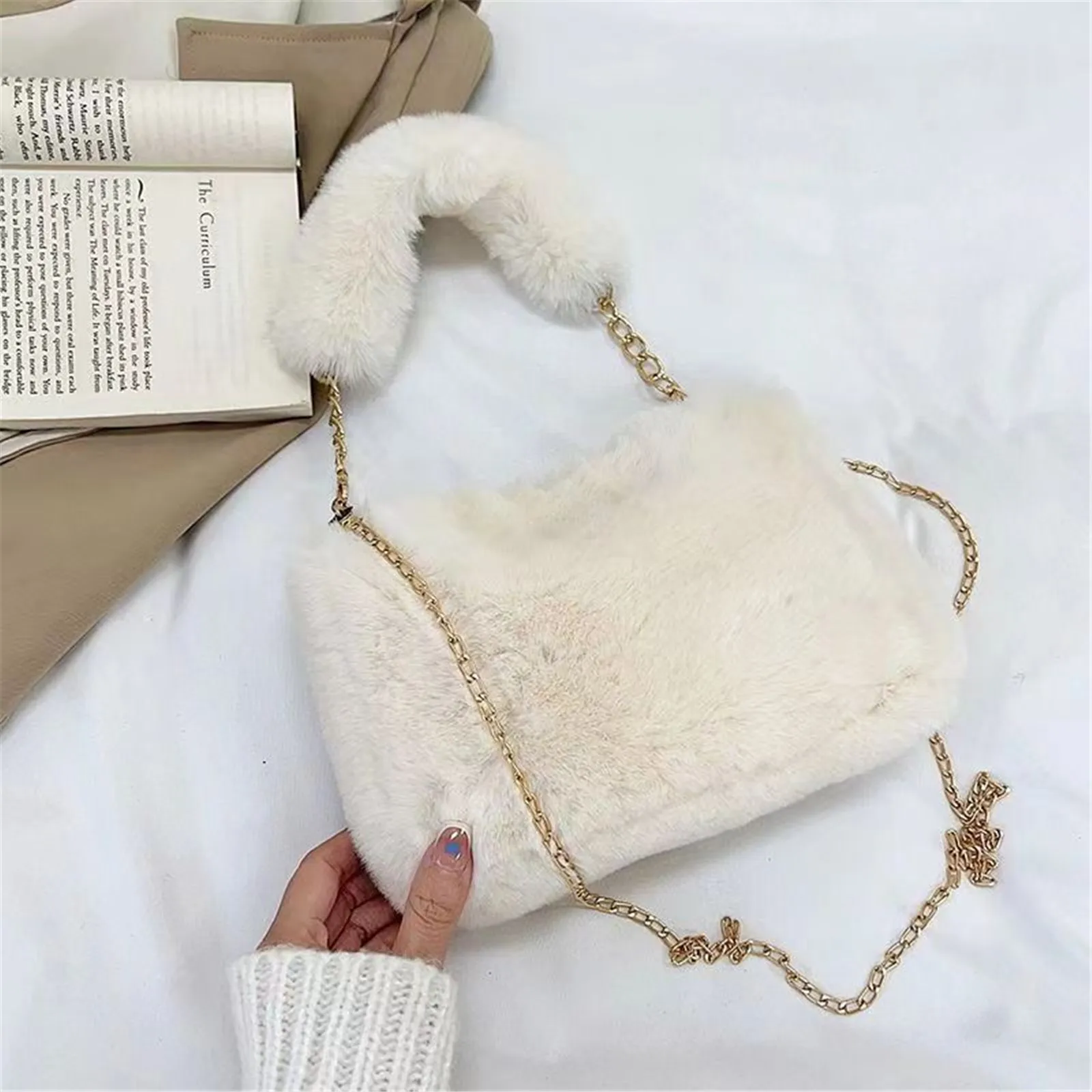 Plush Handbag Women\'S New Eco-Friendly Fur Furry Mini Handbag Korean Fashion Plush Crossbody Bag Square Bag