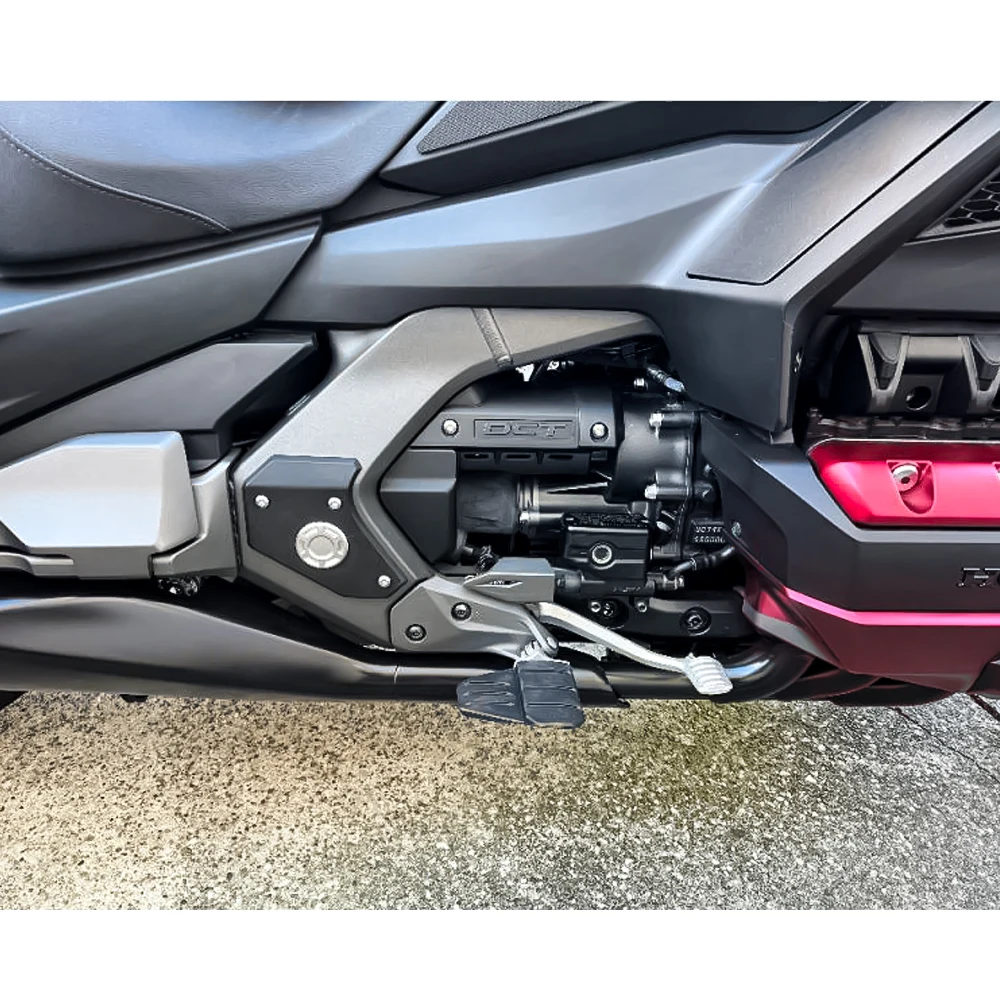 GL1800 2018-2024 Footrests Tour DCT Motorcycle Wide Rider Foot pegs Highway Peg Mounts For Honda Gold Wing GL 1800 Goldwing - view 2