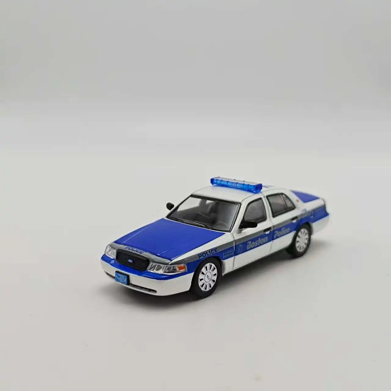 596 1:64 CV Boston State Police folírio E Chicago Corpo de Bombeiros fígado modelo de carro em liga