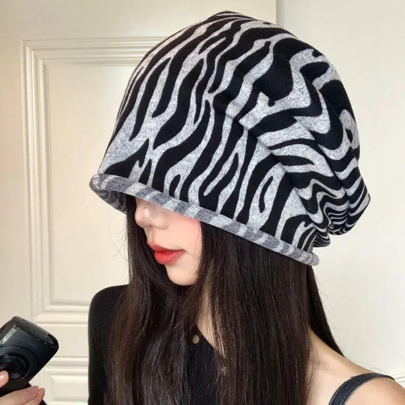 Retro Zebra Striped Curly Beanies for Woemn Spring and Autumn Street Trend Versatile Fashion Korean Literary Pullover Hats