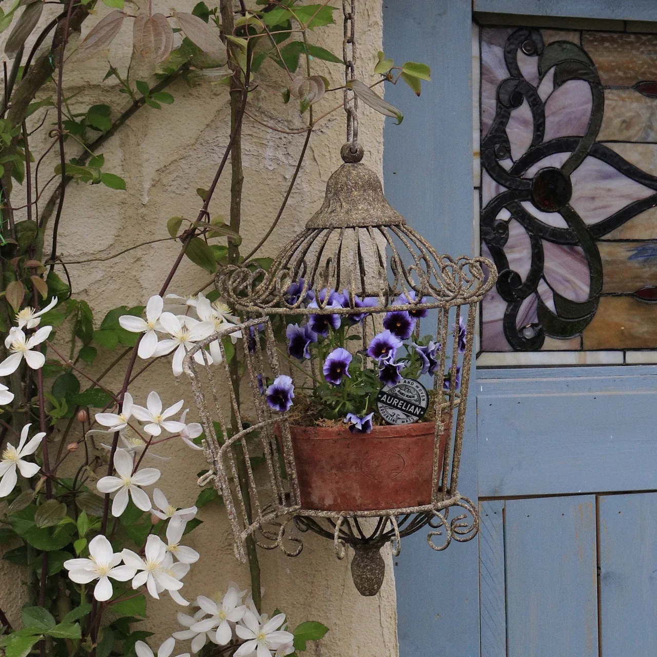 

Iron Openable Bird Cage Hanging Basket Retro Rust Colored Hanging Flower Rack Courtyard Garden Decoration Potted Plant Rack