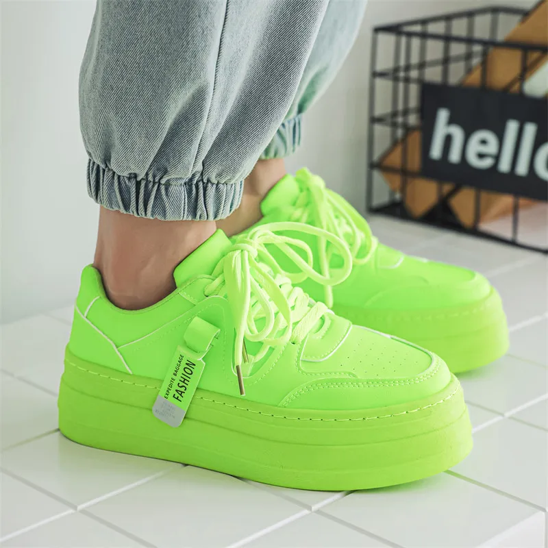 New Fashion Green Skateboard Shoes for Men Comfy Height-increasing Platform Shoes Men Non-slip Sports Shoes Zapatillas De Skate