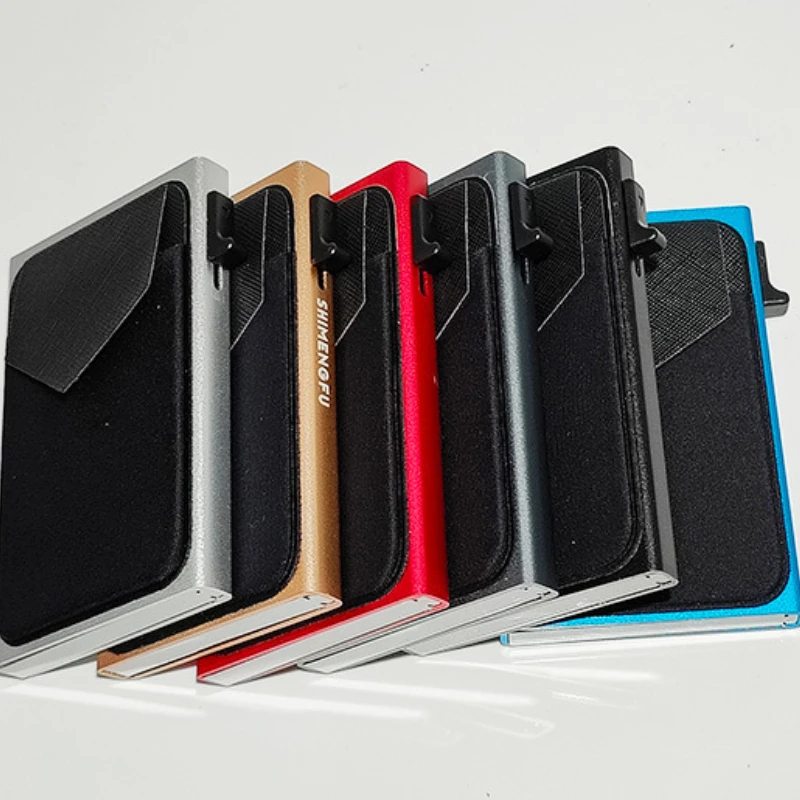2025 Portafoglio pop-up sottile antifurto Porta carte di credito minimalista per uomo Donna Blocco RFID Mini custodia in metallo Porta carte multi-carta