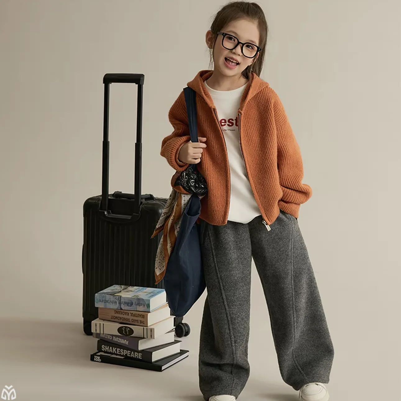 

Girls' autumn and winter warm versatile wide leg pants 2025 new lazy style western-style curved knife casual pants