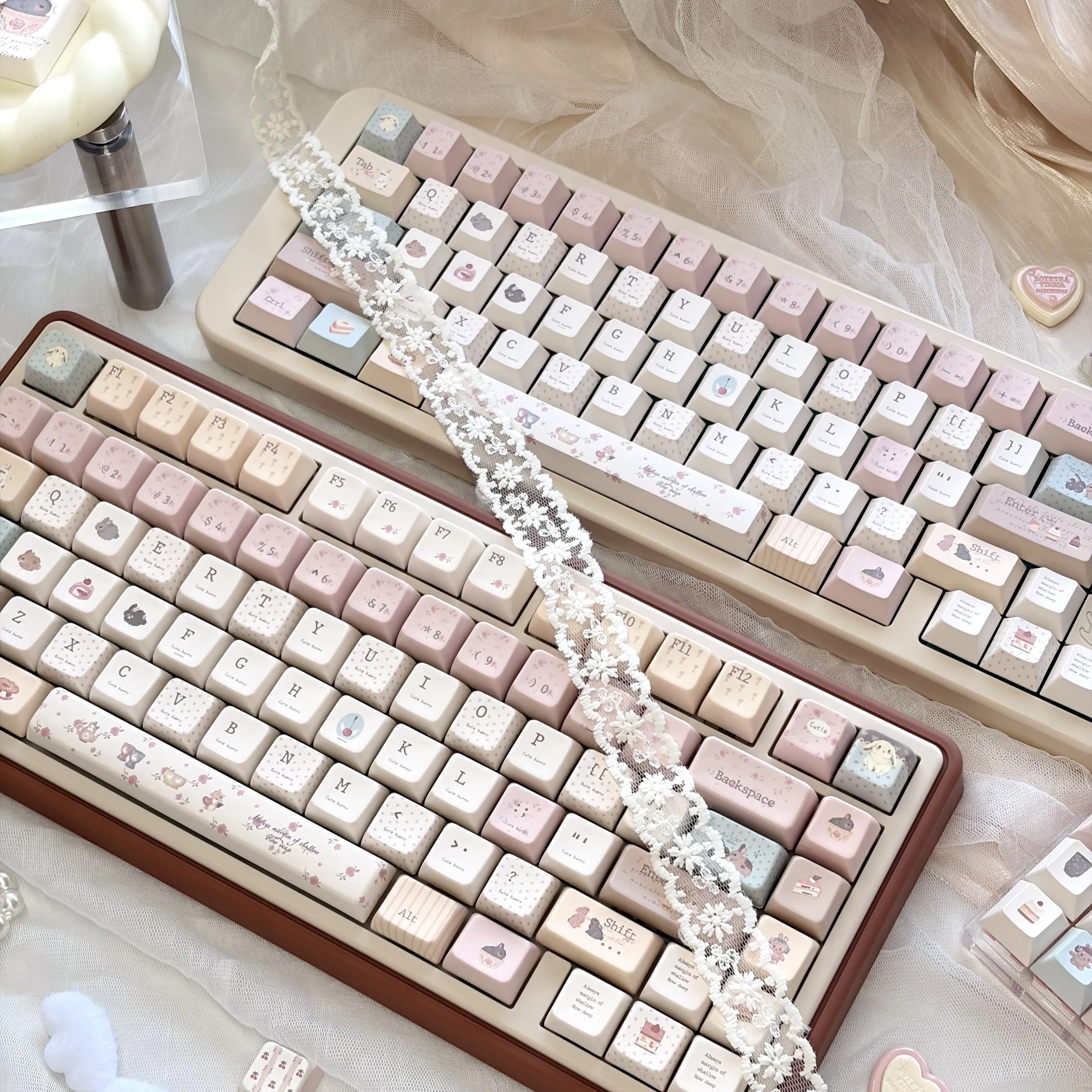

Bunny's dessert party keycaps are suitable for mechanical keyboard original MOAMDA DMA height keycaps