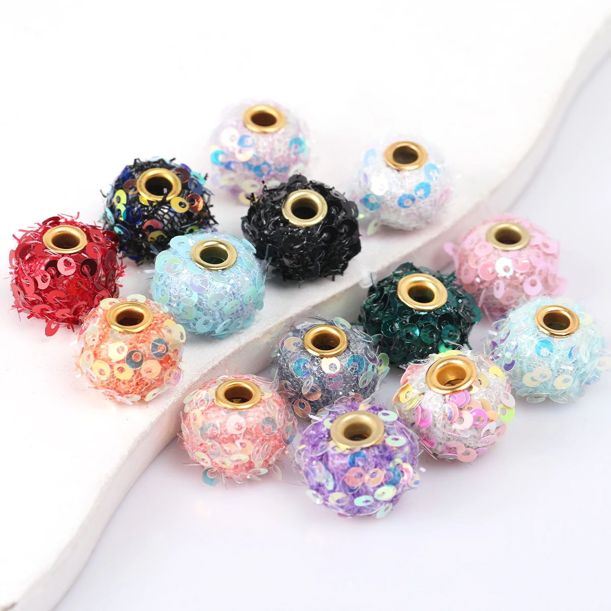 14pcs Random Color Polyester Sequin Large Hole Plush Beads, Size 1.6cm DIY Jewelry Making Accessories Necklace Bracelet