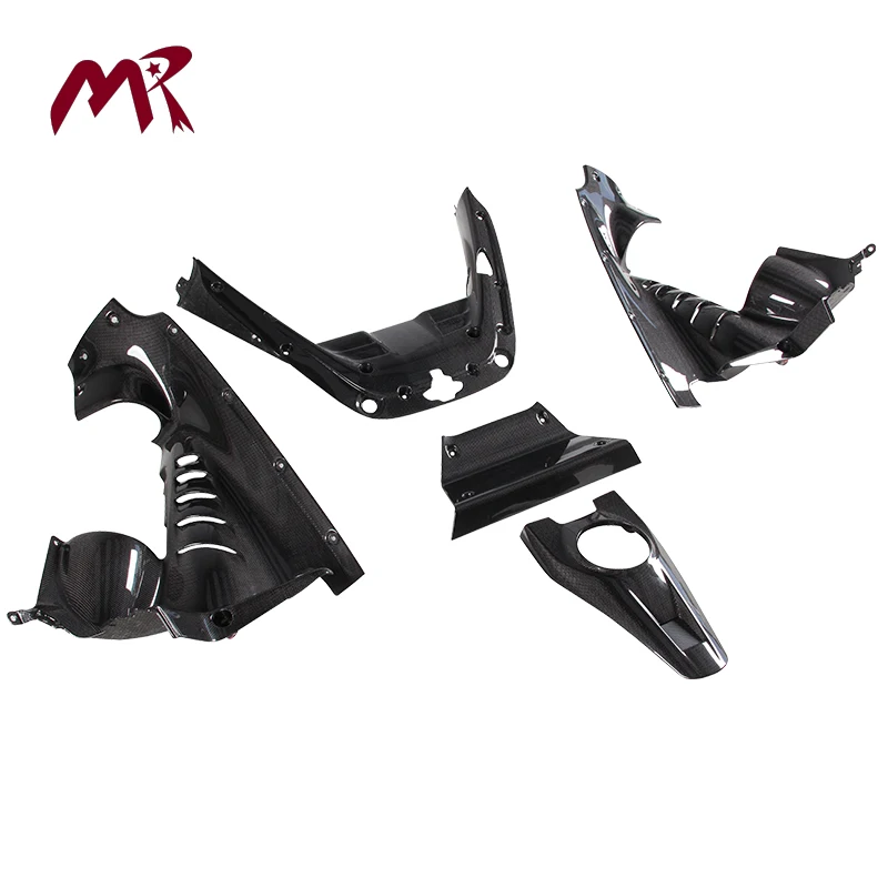 Upgrade OEM Style Dry Carbon Fiber Engine Interior Engine Cover for SF90 Stradale