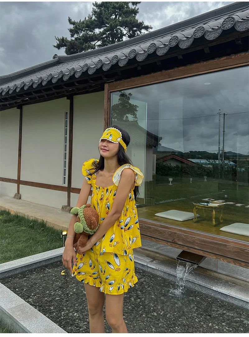 

Looney Collaborative Edition Home Clothes Spwear Eye Mask Set Women's Summer Lightweight Floral Print One-oulder ort-S...