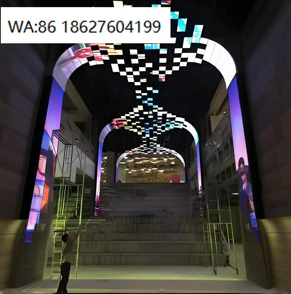 

LED SignageCircular Curved Indoor Newsroom LED Display Flexible and Cylindrical Column Video Wall for Exhibition and Trade Show