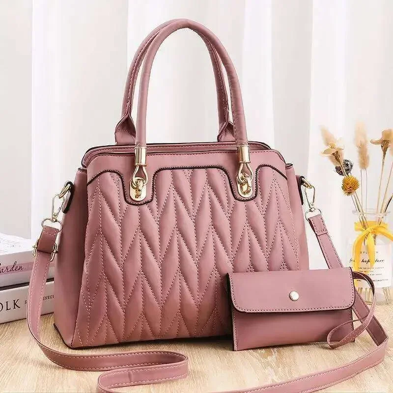 

wholesale price Summer Fashion Leather Women's Lightweight Shoulder Bag Versatile Crossbody Bag High-Quality Design Handbag