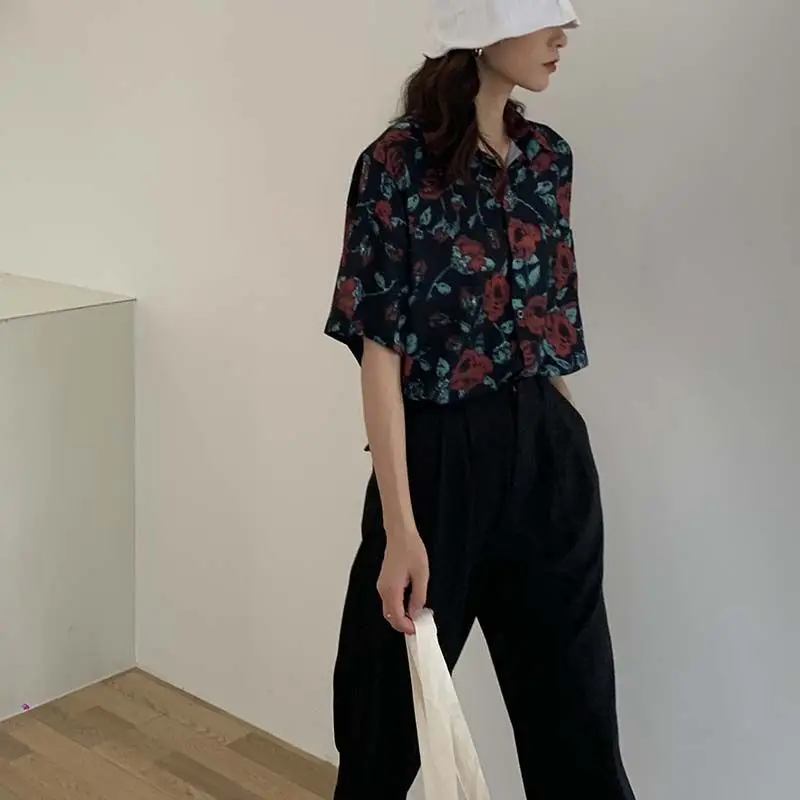 2025 Summer New Hong Kong Style Beach Floral Short-sleeved Shirt Korean Style Loose