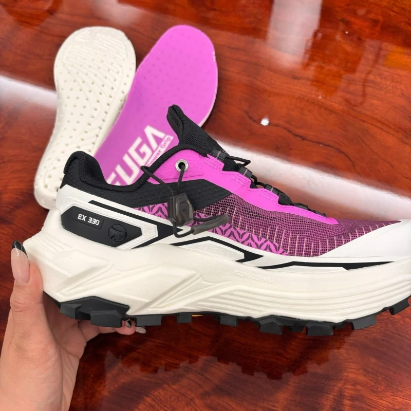 Classic Brand Outdoor Sports Shoes Men Women Designer Trail Running Shoes Unisex Anti Slip Training Shoes Couples Walking Shoe