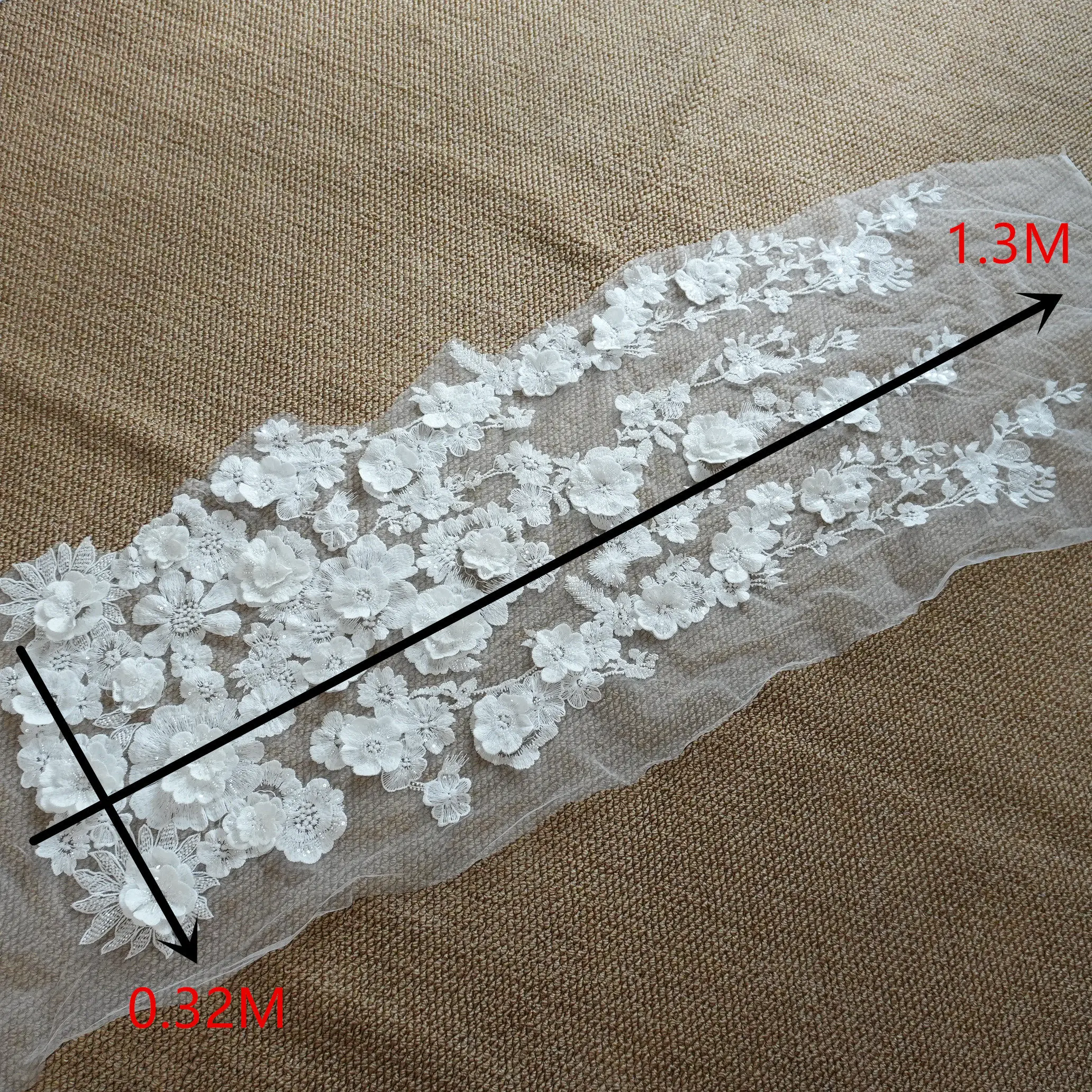 

Плотная блестящая сетка Свадебные платья Вышитые бисером и блестками Кружевной материал Блестящая 3D цветочная ткань
