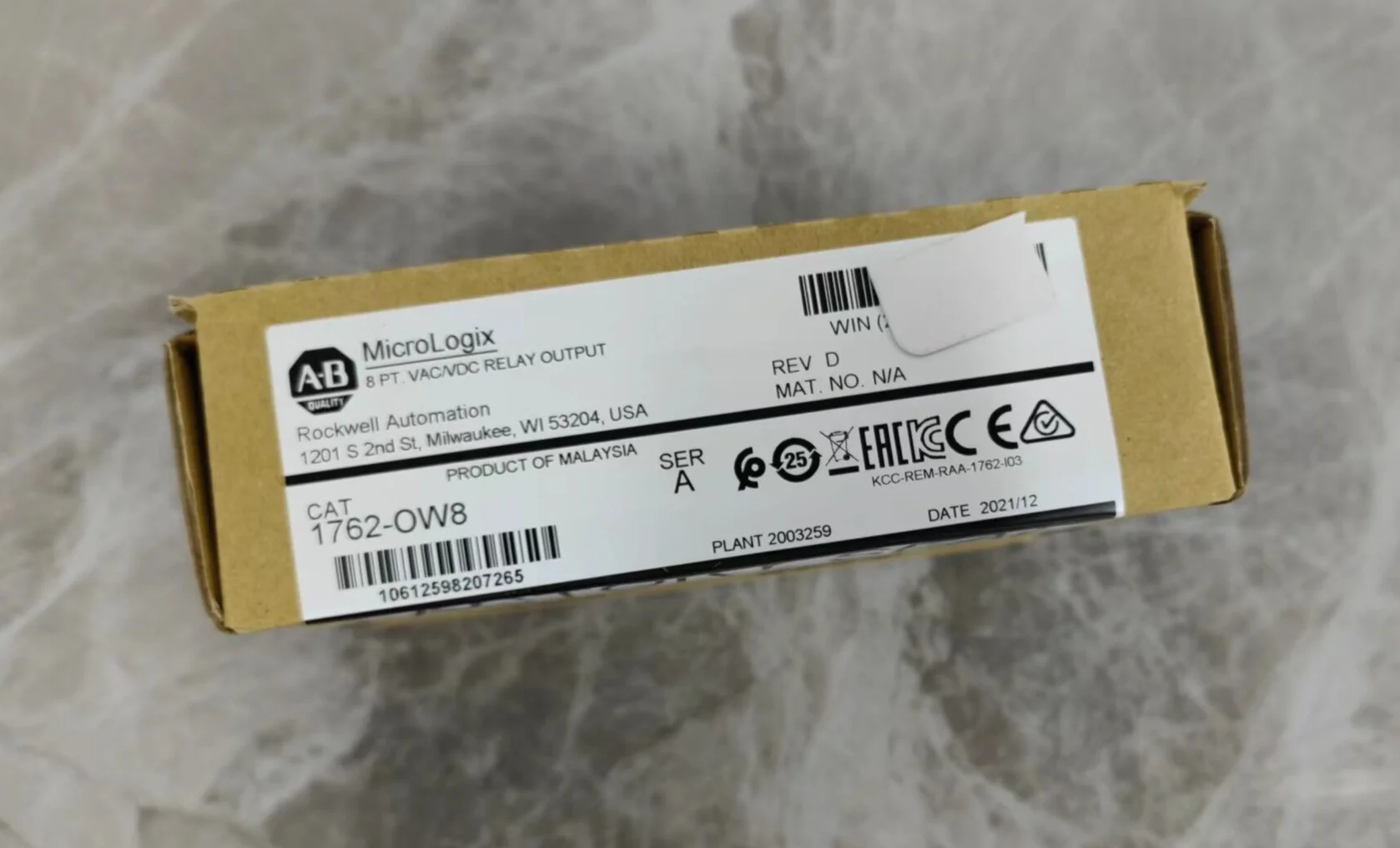 

1PC NEW AB 1762-OW8 1762OW8 A IN BOX BRAND