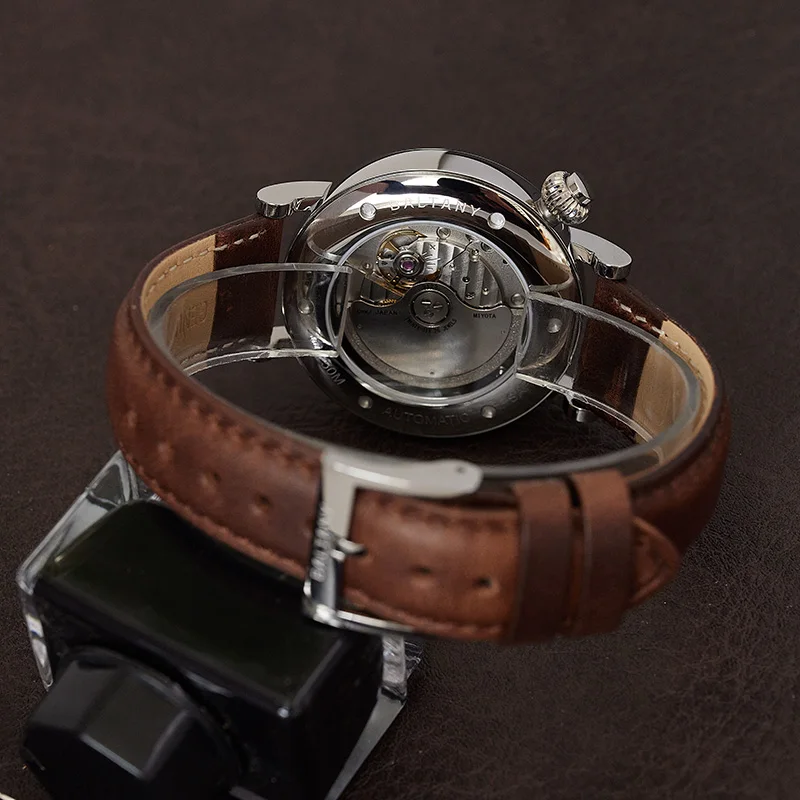 Type A7 1935 Avigating Homage Polit Watch S6047 Cockeyed Dial Complete Calendar 9122 Automatic 2024 Latest Vintage Wristwatch
