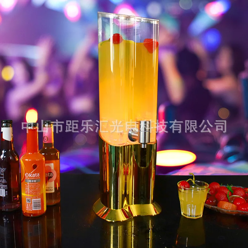 

Ликерная пушка, специальный светящийся 3-литровый кран для пивного бочонка, маленькая кока-коли, пивная пушка, интернет-знаменитость, сливное пиво