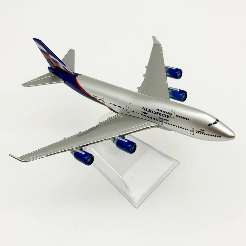 1:400 Scale 16CM Model Airplane Boe-ing Russia Airlines B747 Alloy Diecast Aircraft Aviation Plane Plastic Model  Collected Gift