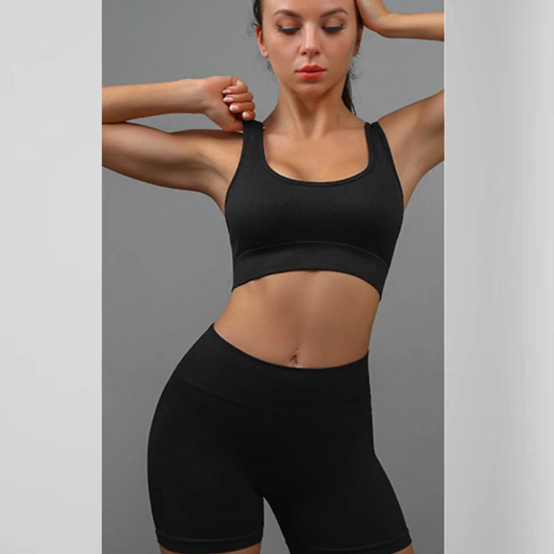 Trajes de yoga de moda para mujer, sujetador y pantalones cortos de cintura alta, conjuntos deportivos de secado rápido para gimnasio, ropa de entrenamiento sin costuras para correr, novedad de verano