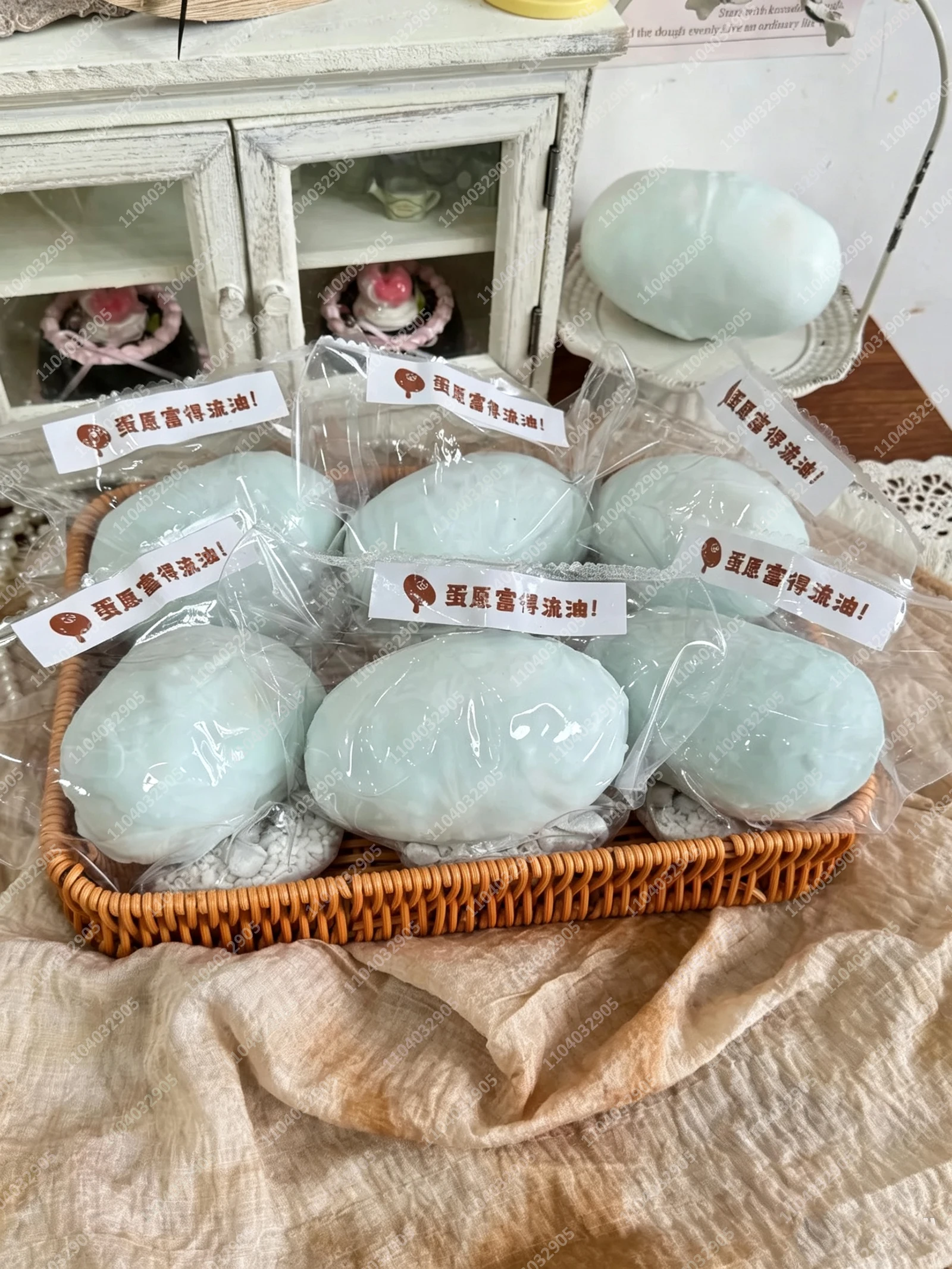Crispy Wax Jumbo Duck Egg Handmade Molten Lava Yolk Stress Ball Squishy Toys ASMR Anti-Stress Sensory Fidget Toys for Adults