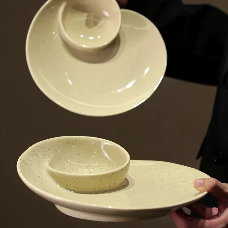 Star‑Sand Conch Shaped Ceramic Plate Divided Dinner Plate with Vinegar Dish Dumpling Western Food Serving Tray